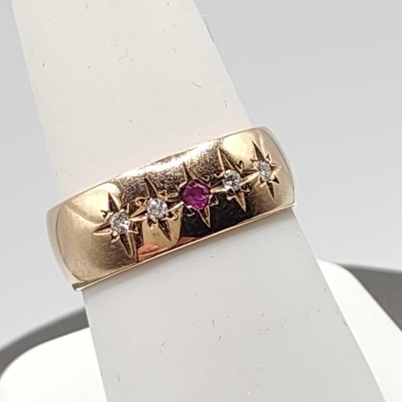 Vintage Victorian 18K Yellow Gold Star Set Ruby and Diamond Band Ring Estate - Picture 5 of 5